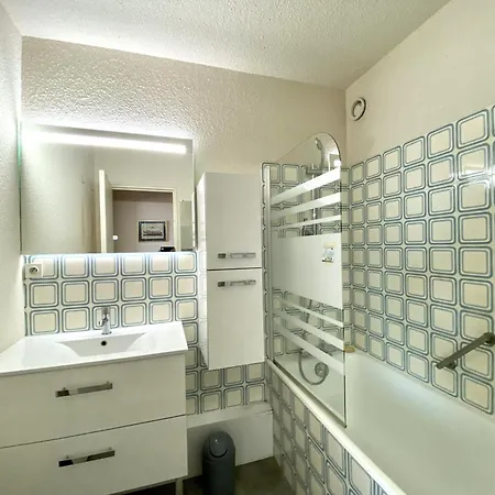 Apartamento C2111 Vue Terrasse, Parking *